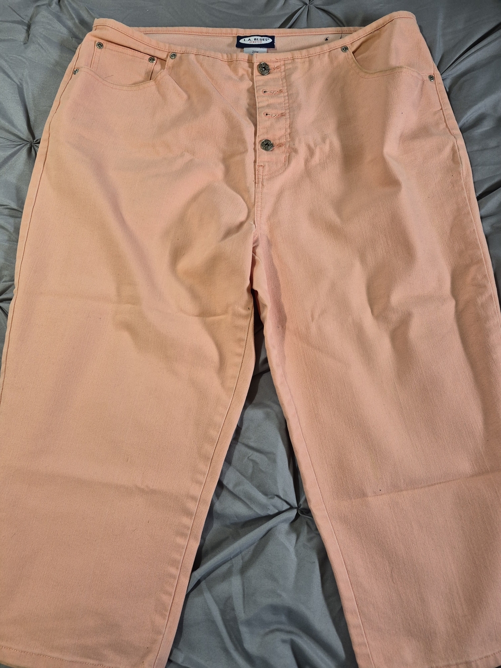 L.A. Blues Women's Peach Capris Button-Fly